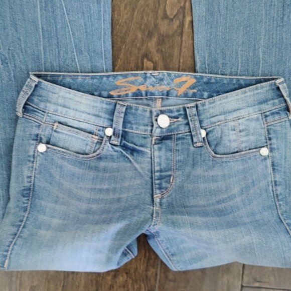 Women's 7 Light Blue Jeans - Picture 4 of 4